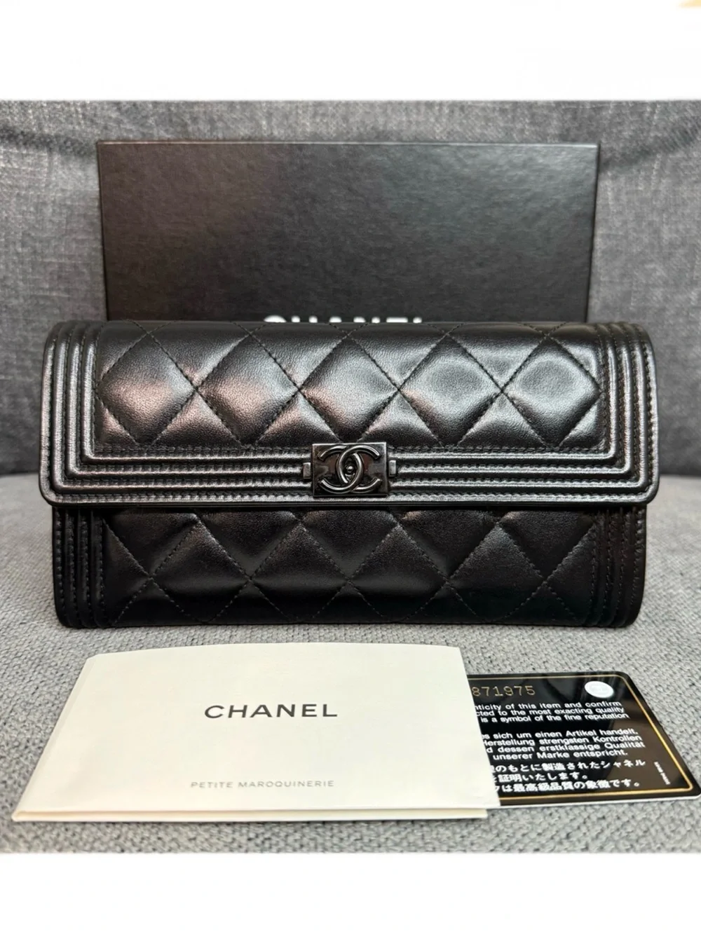 CHANEL Boy SO BLACK lambskin long wallet